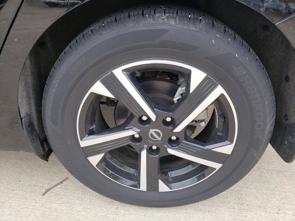 Certified 2025 Nissan Sentra SV w/ All-Weather Package FWD image 43