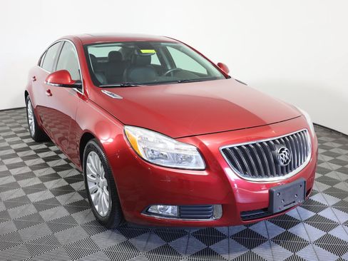 Used 2012 Buick Regal Premium FWD image 3