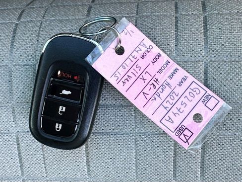 Used 2024 Honda HR-V LX image 35