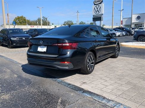 Certified 2024 Volkswagen Jetta S image 4