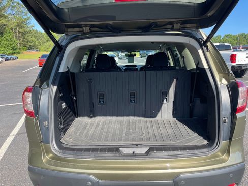 Used 2022 Subaru Ascent Limited AWD/4WD image 16