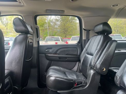 Used 2008 GMC Yukon XL Denali AWD/4WD image 24