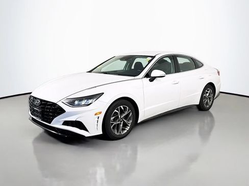 Used 2022 Hyundai Sonata SEL FWD image 2