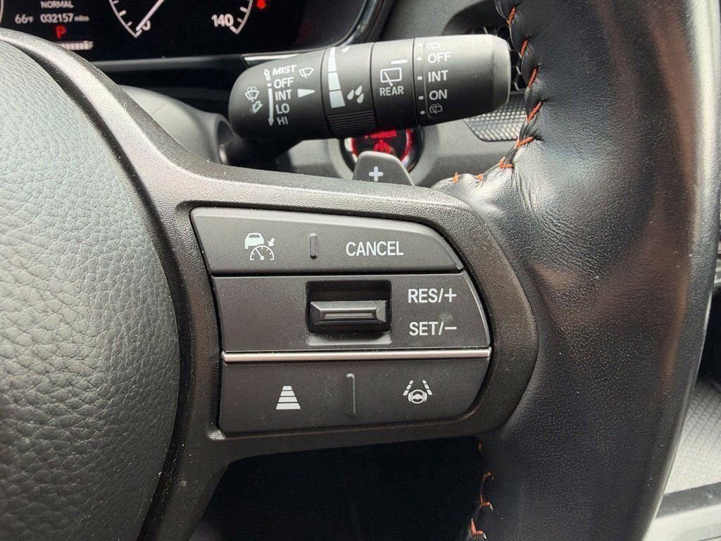 Used 2025 Honda CR-V Sport image 23