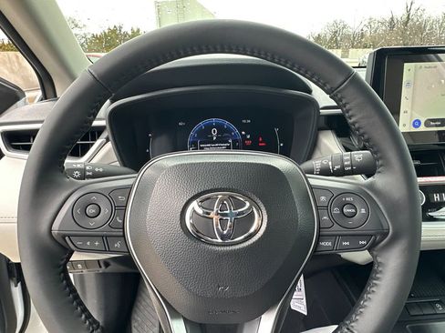 New 2026 Toyota Corolla Cross LE image 19