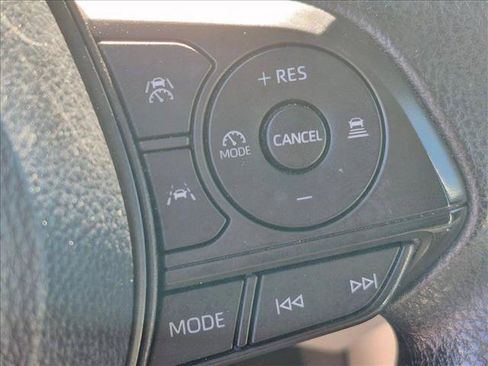Used 2024 Toyota Corolla Cross L FWD image 15