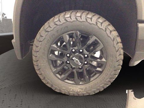 New 2026 Chevrolet Silverado 2500 LTZ w/ LTZ Plus Package AWD/4WD image 15