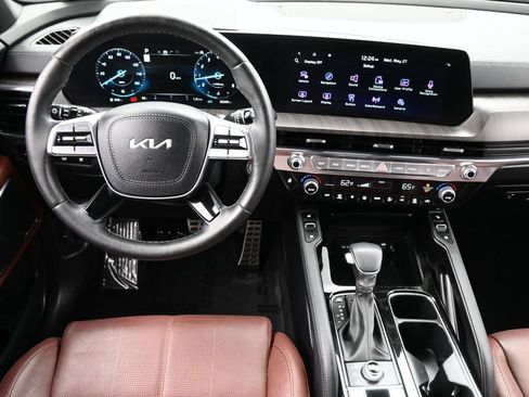 Used 2024 Kia Telluride SX AWD/4WD image 7