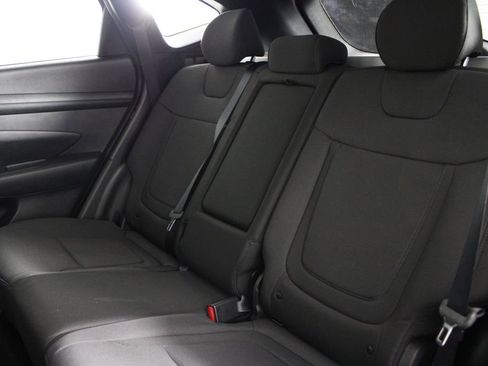 Certified 2026 Hyundai Tucson SE image 19