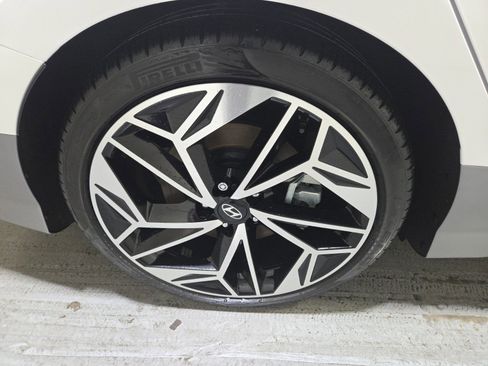 Used 2023 Hyundai Ioniq 6 SEL w/ Cargo Package image 8