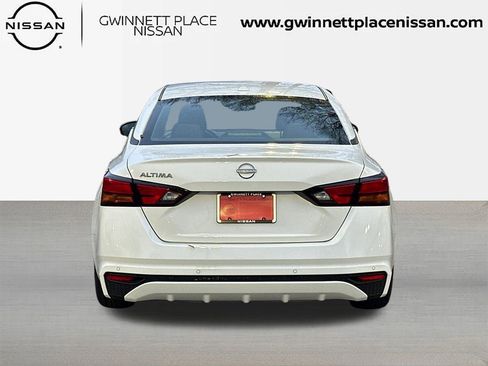 Certified 2025 Nissan Altima 2.5 S image 6