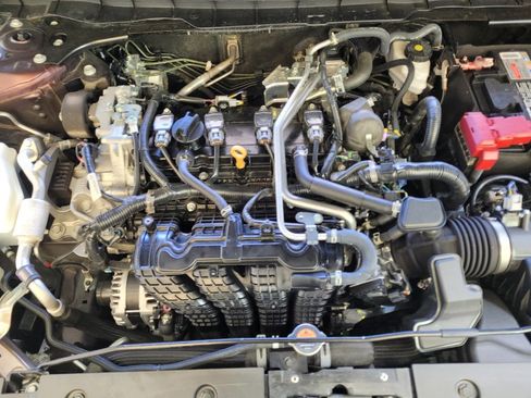 Used 2025 Nissan Altima 2.5 SV FWD image 30