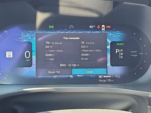 Used 2023 Volvo C40 P8 Recharge Ultimate AWD/4WD image 18