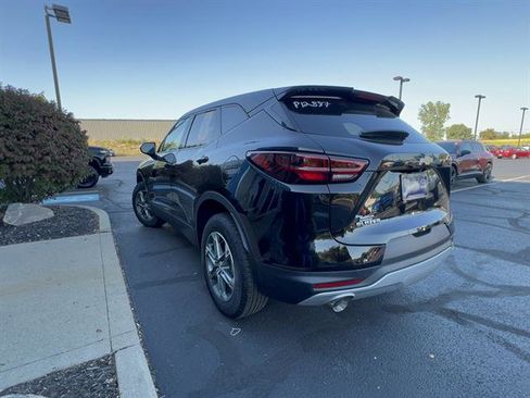 Used 2023 Chevrolet Blazer LT w/ Driver Confidence Package image 5