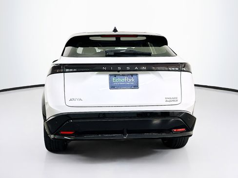 Used 2024 Nissan Ariya AWD image 7