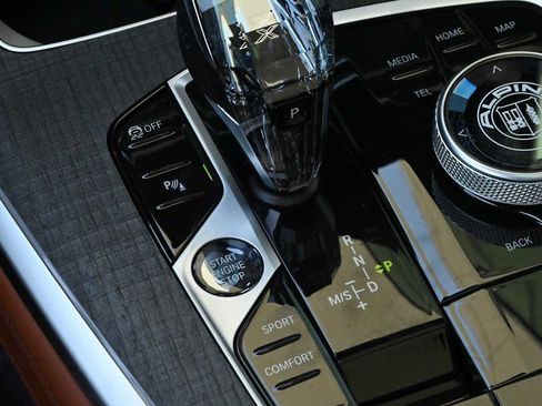New 2026 BMW ALPINA XB7 AWD/4WD image 22