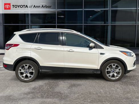 Used 2014 Ford Escape Titanium AWD/4WD image 5