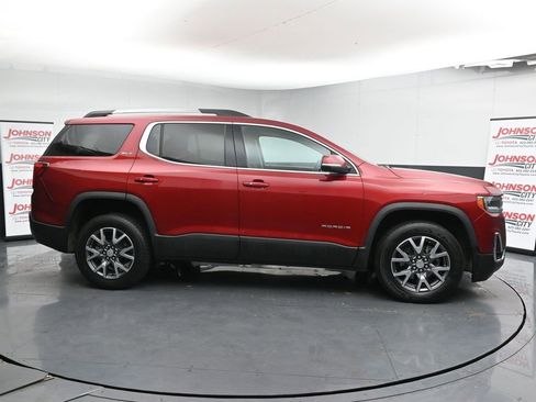 Used 2023 GMC Acadia SLT image 9