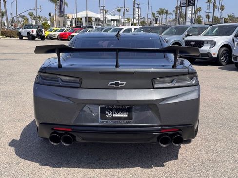 Used 2018 Chevrolet Camaro SS RWD image 11