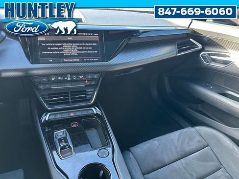 Used 2022 Audi e-tron GT Premium Plus w/ Performance Package AWD/4WD image 17