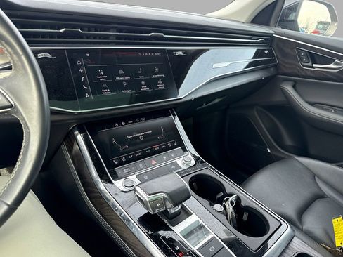 Used 2023 Audi Q8 Premium Plus w/ Premium Plus Package image 19