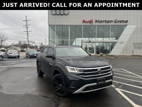 Used 2022 Volkswagen Atlas Cross Sport SE w/ Panoramic Sunroof Package image 1