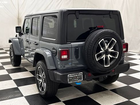 Certified 2024 Jeep Wrangler Unlimited AWD/4WD image 5