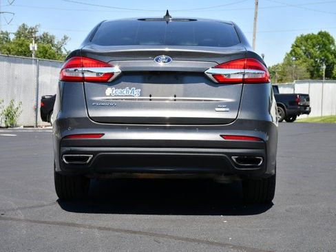 Used 2019 Ford Fusion SE AWD/4WD image 6