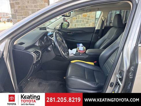 Used 2018 Lexus NX 300 FWD w/ Comfort Package image 13