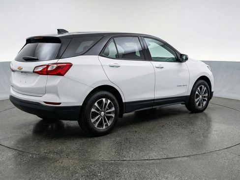 Used 2025 Chevrolet Equinox LT image 9