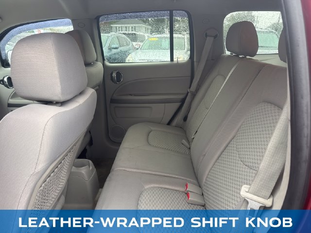 Used 2011 Chevrolet HHR LT w/ LT Preferred Equipment Group FWD image 26