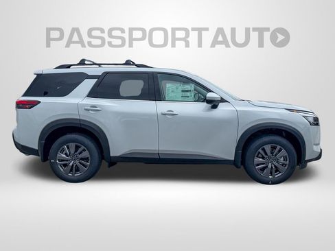 New 2025 Nissan Pathfinder SV w/ Lighting Package (N92) image 5