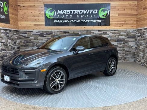 Used 2023 Porsche Macan AWD/4WD image 5