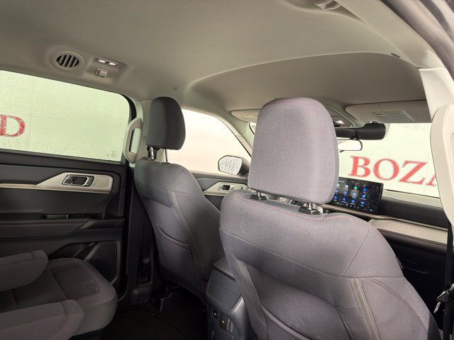 Used 2026 Ford Explorer Active RWD image 39