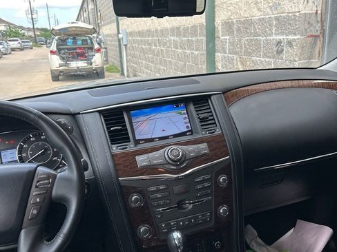 Used 2018 Nissan Armada Platinum w/ Captain Seat Package AWD/4WD image 8