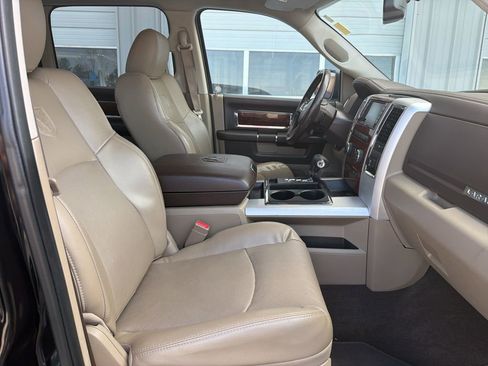 Used 2011 RAM 1500 Laramie image 22