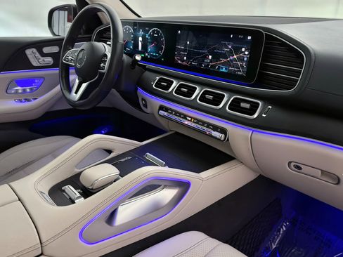 Used 2020 Mercedes-Benz GLS 450 GLS450 4MATIC image 26