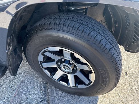 Used 2024 Toyota 4Runner TRD Off-Road image 13