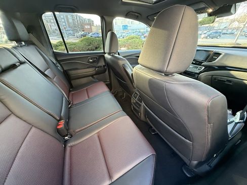 Used 2022 Honda Ridgeline Black Edition image 37