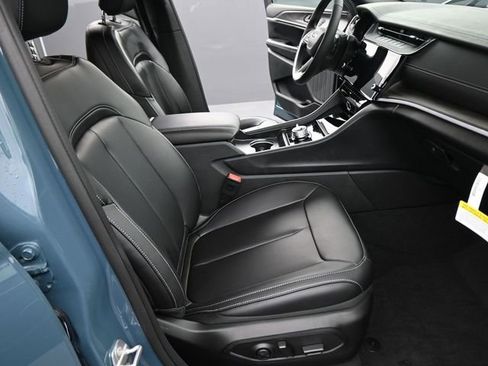 New 2026 Jeep Grand Cherokee Limited image 22