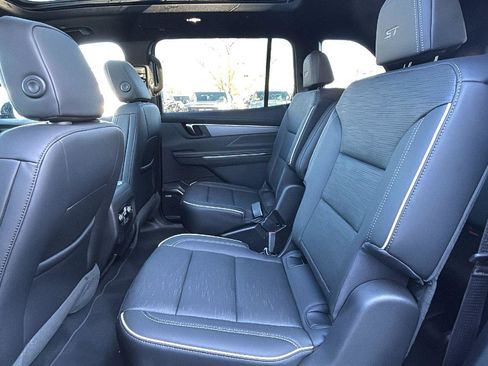 New 2025 Buick Enclave Sport Touring w/ Power Package image 29