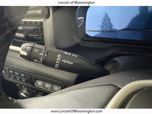 Used 2024 GMC Yukon Denali AWD/4WD image 56
