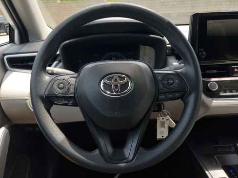 Used 2026 Toyota Corolla Cross L FWD image 18