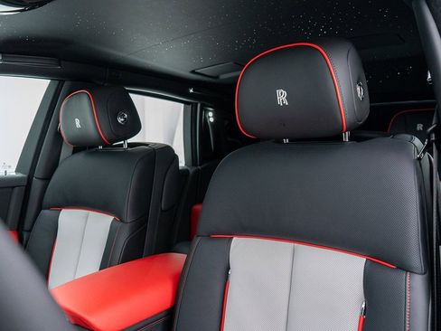 New 2026 Rolls-Royce Phantom Sedan image 16