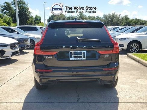 Certified 2024 Volvo XC60 B5 Plus w/ Protection Package Premier AWD/4WD image 4