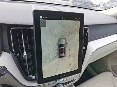 New 2026 Volvo XC60 T8 Ultra w/ Protection Package Premier image 13