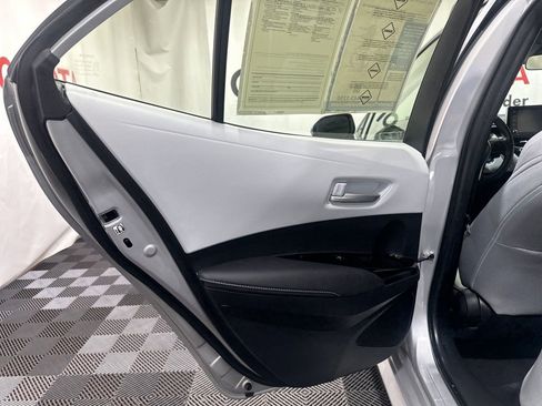 Used 2020 Toyota Corolla SE image 18