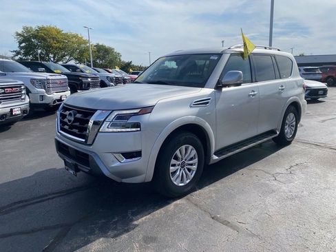 Used 2023 Nissan Armada SV image 9