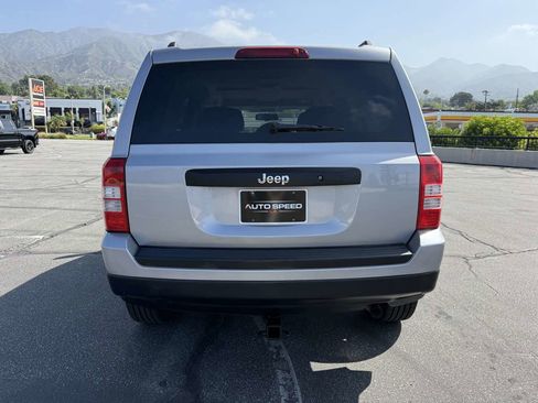 Used 2016 Jeep Patriot Sport image 7