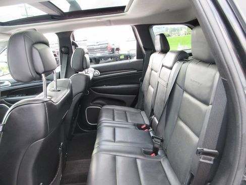Used 2018 Jeep Grand Cherokee Summit w/ Skid Plate Group AWD/4WD image 22